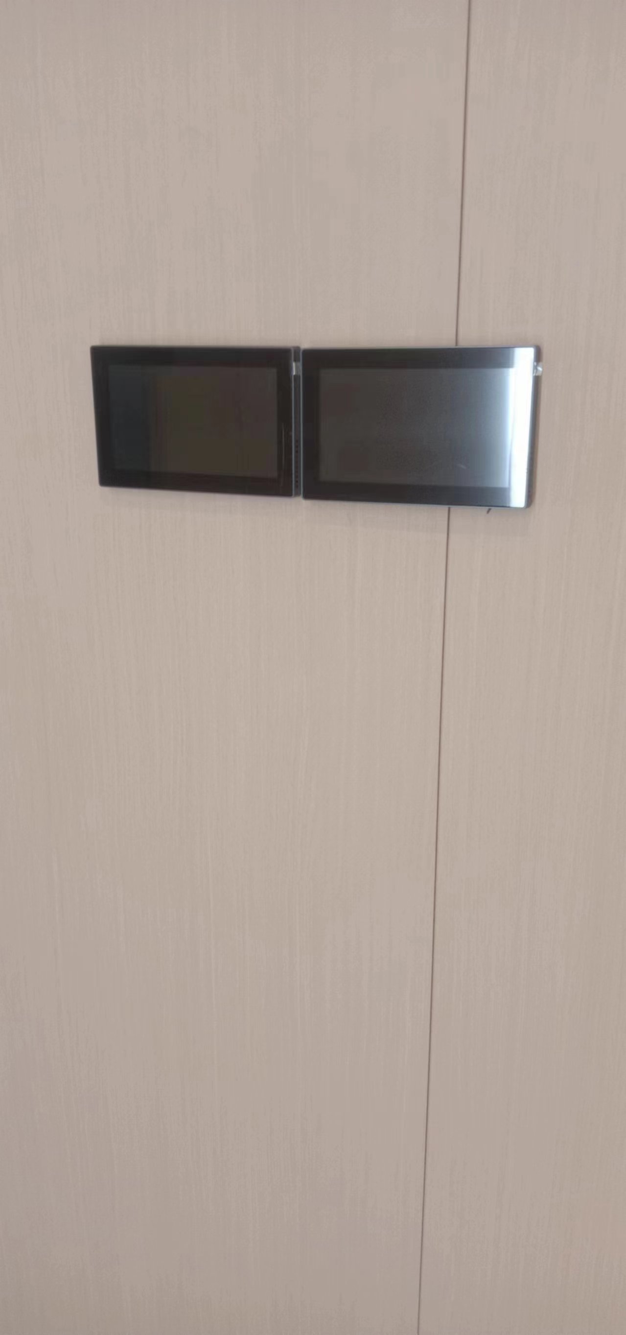 \